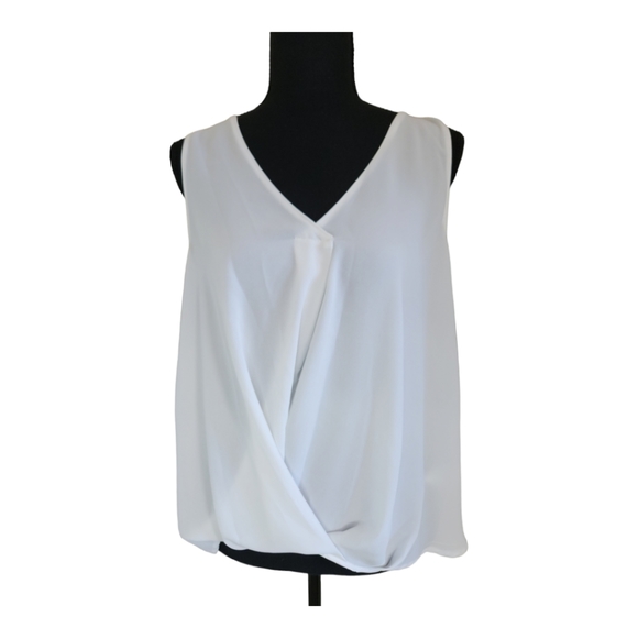 Lush Tops - LUSH white sleeveless shell with fabric loop detail